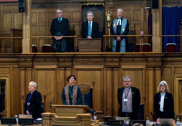 Moderator, Lord High Commissioner and other guests and participants during Tuesday's opening worship