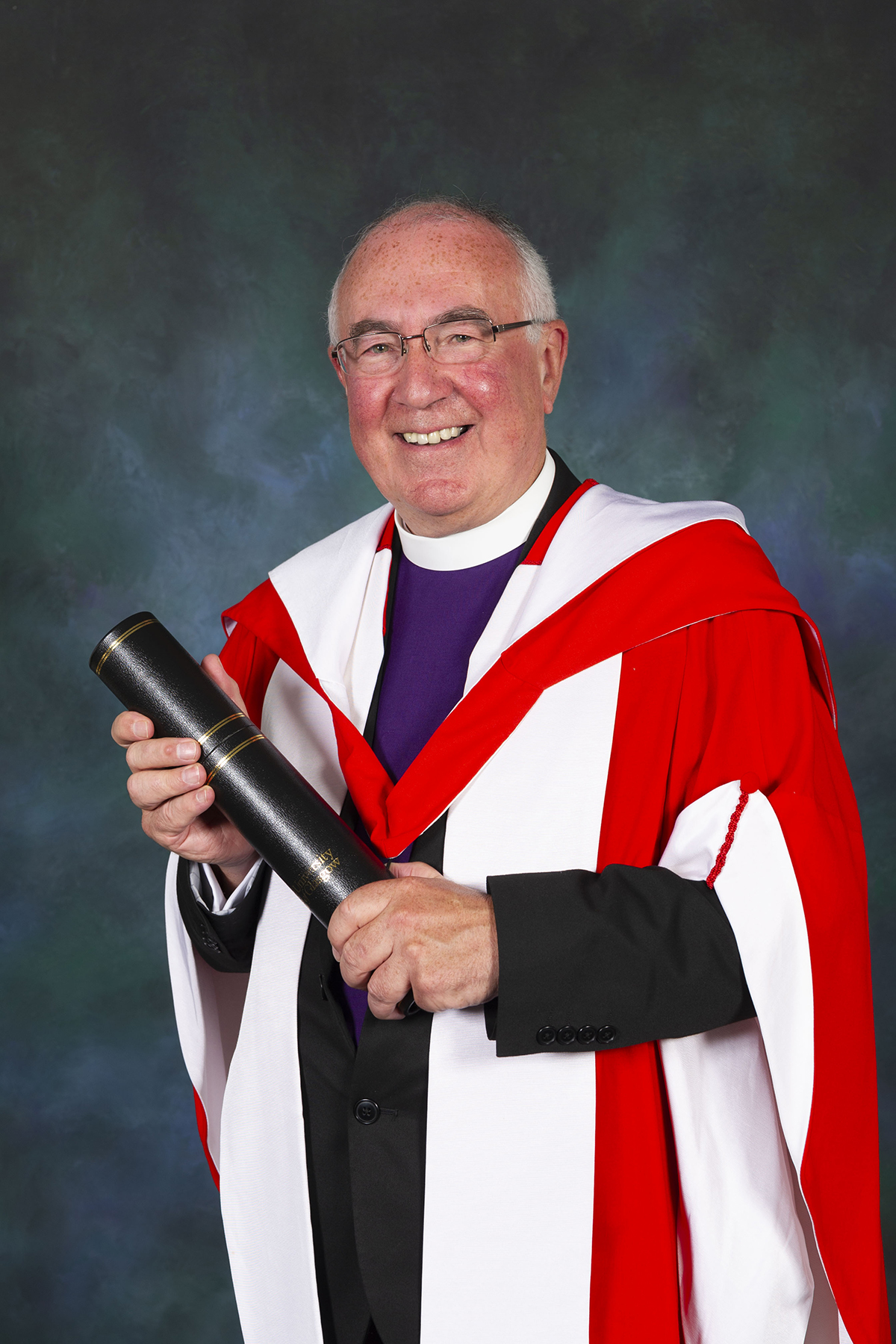 Former Moderator Very Rev Dr Angus Morrison received an Honorary Degree from the University of Glasgow on Tuesday 26 June