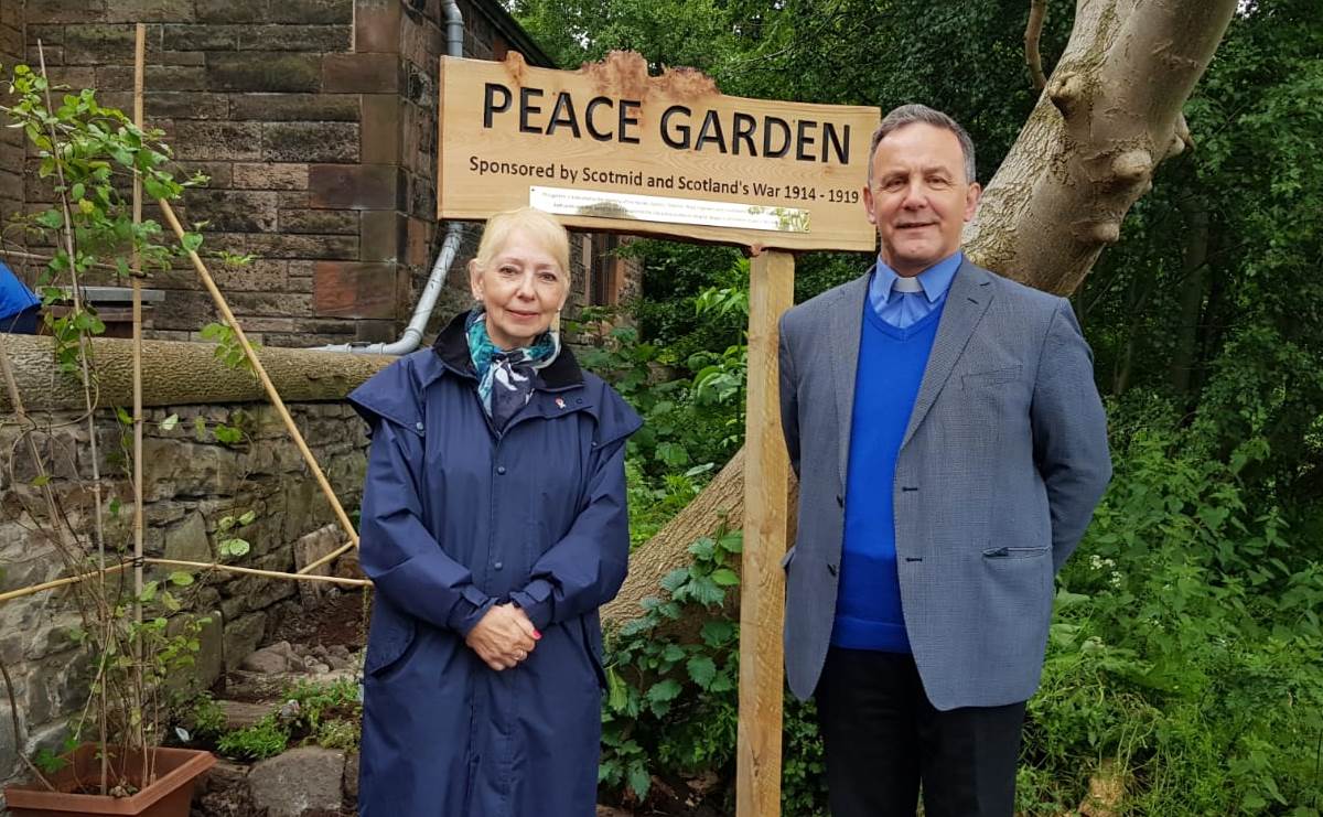 Professor Yvonne McEwen and Rev Jack Holt