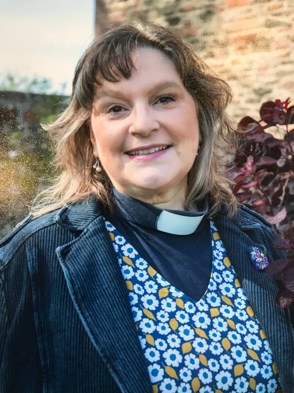 Rev Julie Rennick Larbert