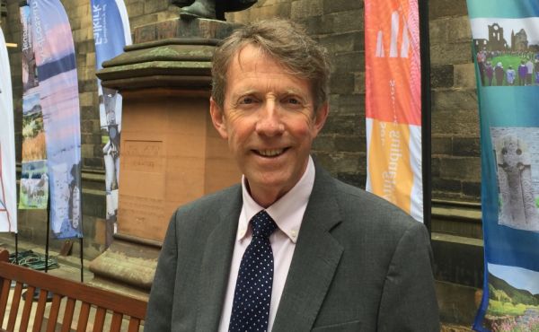 Very Rev Dr Alan McDonald 