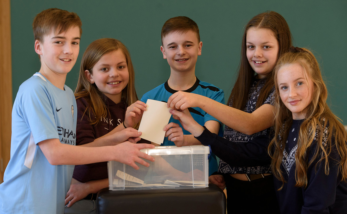 Local schoolchildren from St Madoes Primary School visiting St Madoes to cast their votes