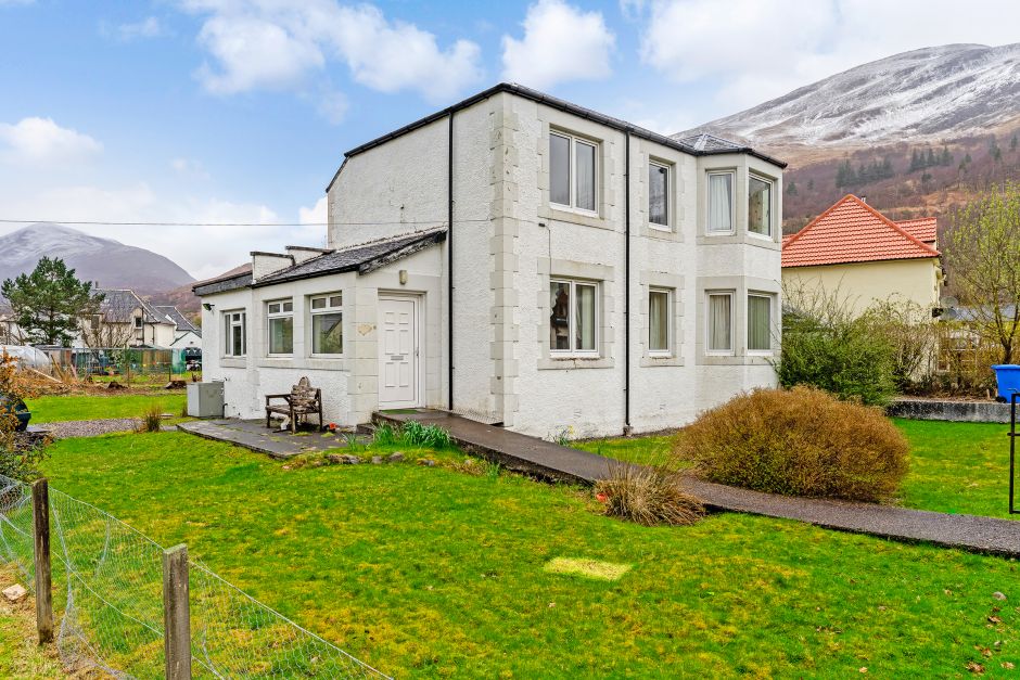 Lochaber Road Manse, Kinlochleven, PH50 4QW The Church of Scotland