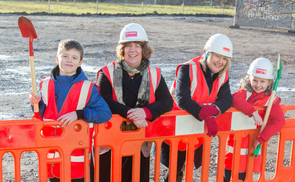 Local Schoolchildren with CrossReach chief executive Viv Dickenson with children and families director Sheila Gordon1