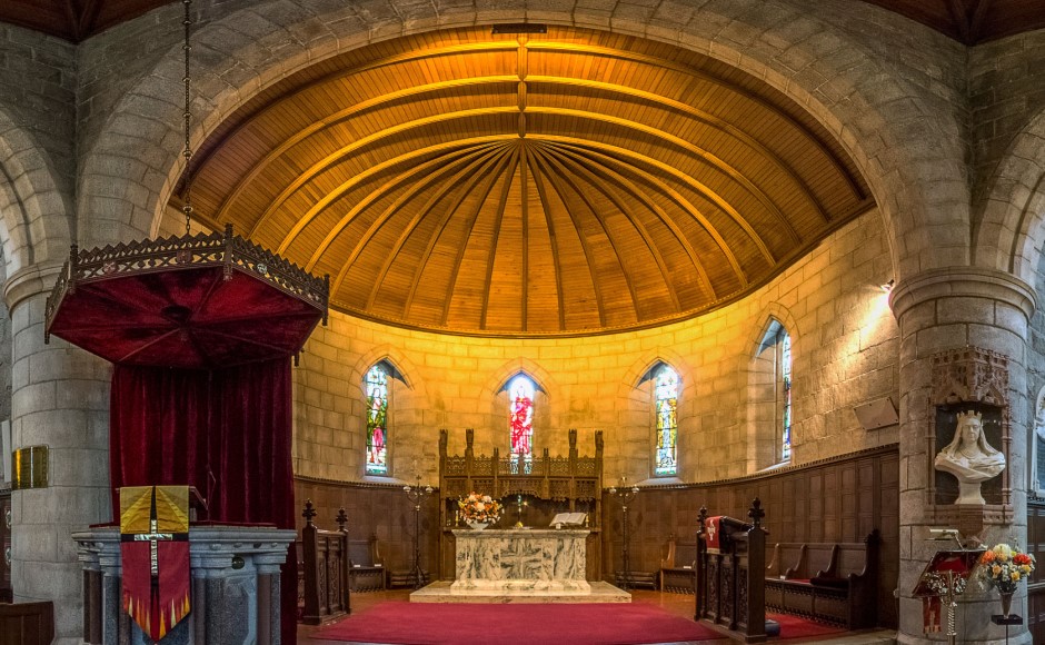 Crathie Kirk Interior